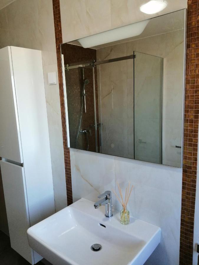 Apartment Premantura Bagian luar foto